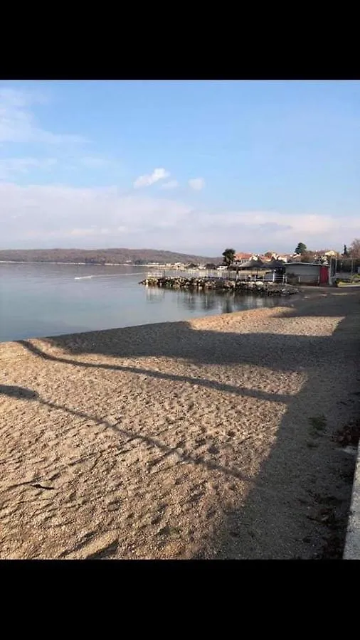 Apartman Mikec Διαμέρισμα Njivice
