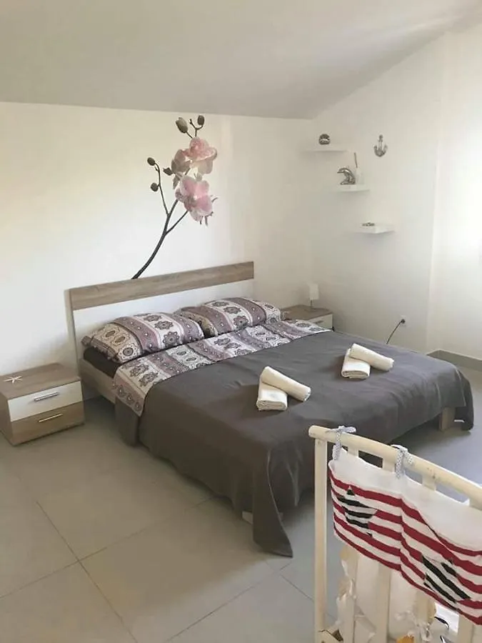 Apartman Mikec Διαμέρισμα Njivice